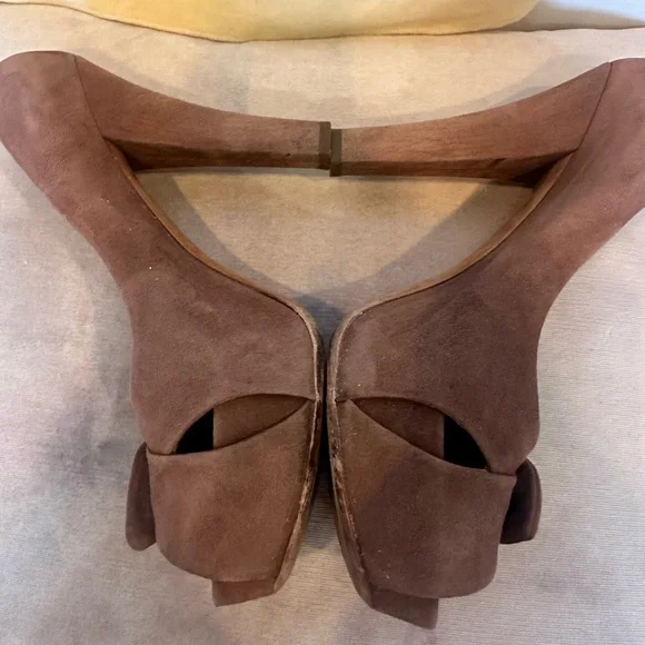 Louis Vuitton shoes - Picture 6 of 12